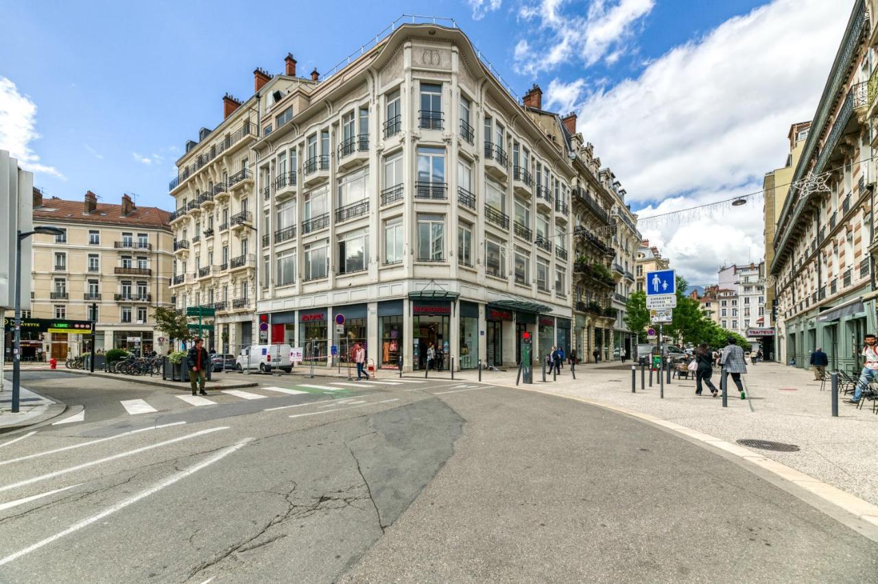 L'Elegance- Centre Historique- Confort- Netflix- Marche Frais Et Local Гренобль Экстерьер фото